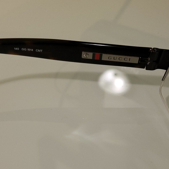 🔥🔥Authentic Gucci eyeglasses🔥🔥 - Picture 3 of 11